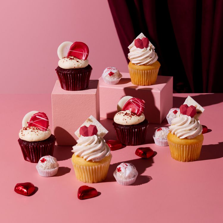Valentine's Day Cupcakes - Pack of Six