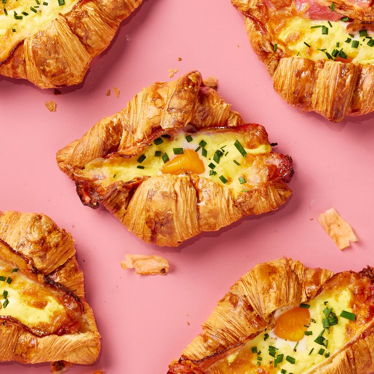 Egg & Bacon Croissant