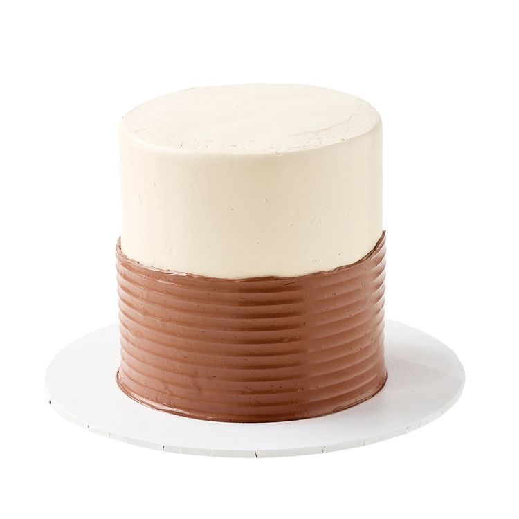 Comb Two Toned Buttercream Cake