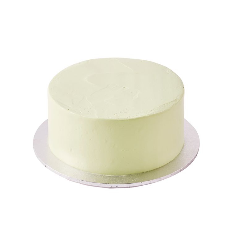 Smooth Buttercream Cake