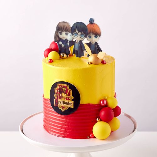 Gryffindor Cake